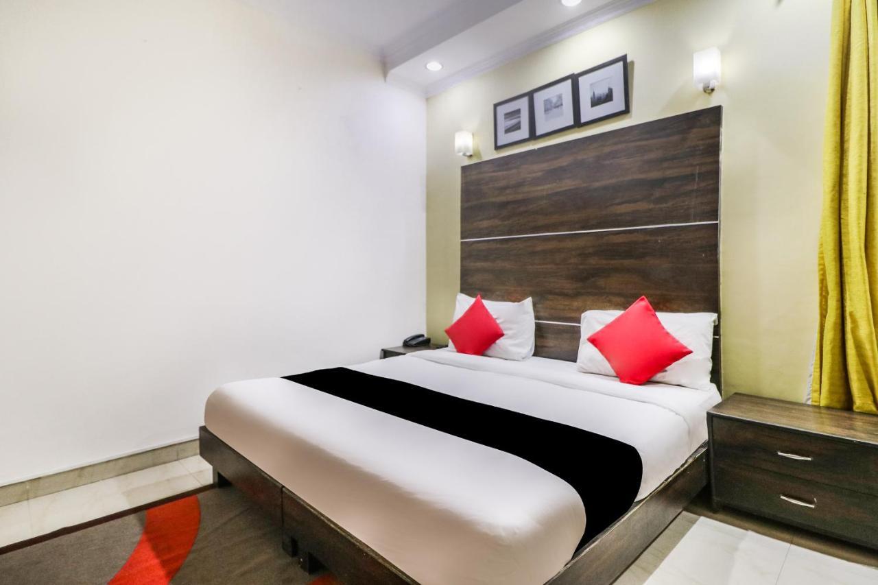 Capital O Hotel Bms Near Appu Ghar Gurgaon Extérieur photo